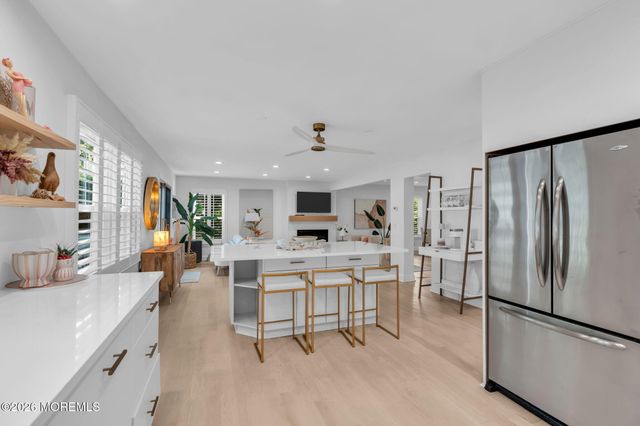 1202 Glendale Parkway, Spring Lake, NJ 07762