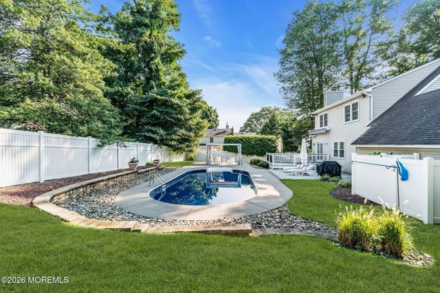 1202 Glendale Parkway, Spring Lake, NJ 07762