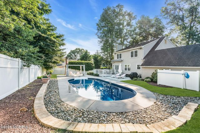 1202 Glendale Parkway, Spring Lake, NJ 07762
