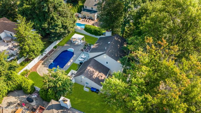 1202 Glendale Parkway, Spring Lake, NJ 07762