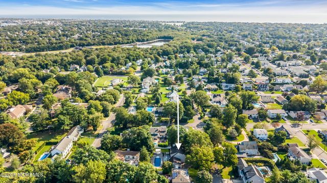 1202 Glendale Parkway, Spring Lake, NJ 07762