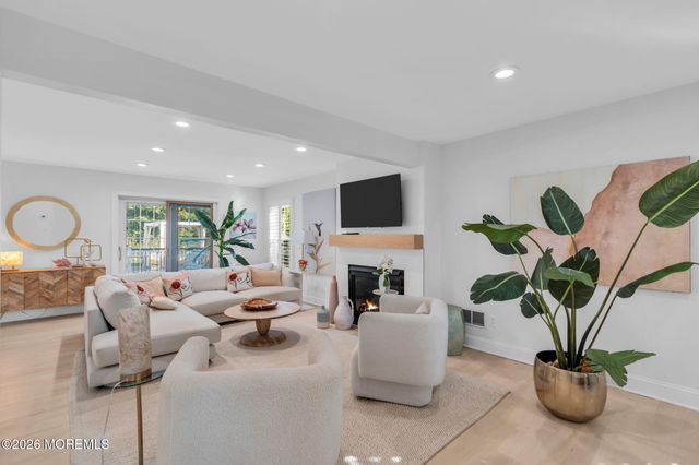1202 Glendale Parkway, Spring Lake, NJ 07762