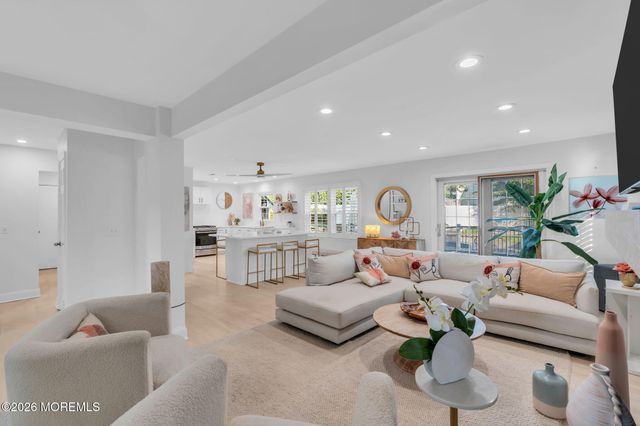 1202 Glendale Parkway, Spring Lake, NJ 07762