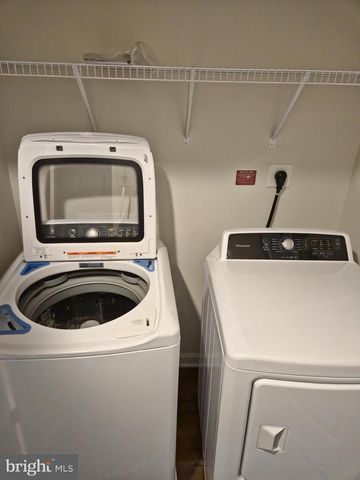 193 DREXEL CT, Martinsburg, WV 25404