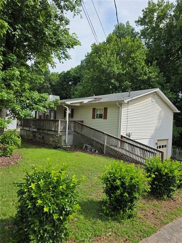 106 Caldwell Road, Lawrenceville, GA 30046