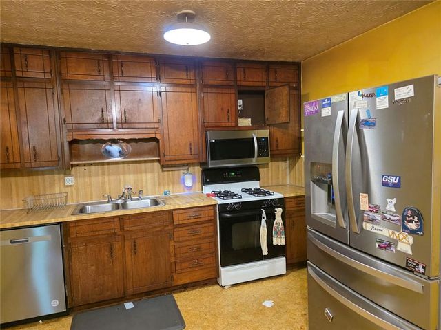106 Caldwell Road, Lawrenceville, GA 30046