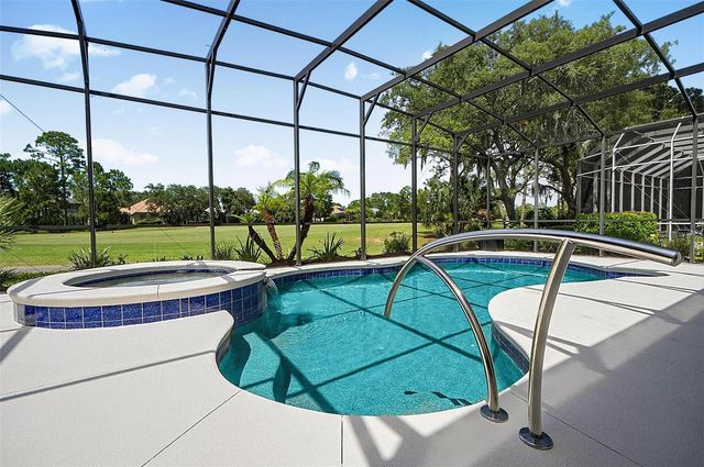 21 EASTLAKE DRIVE, Palm Coast, FL 32137