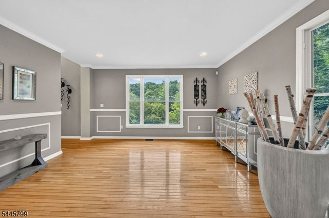 3 Cliff Rd, Wayne Twp., NJ 07470