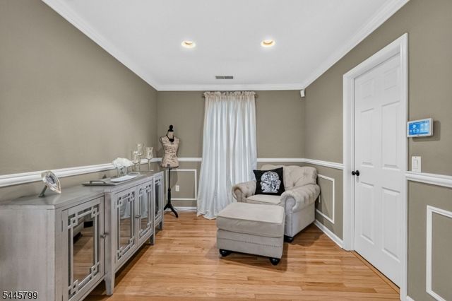 3 Cliff Rd, Wayne Twp., NJ 07470