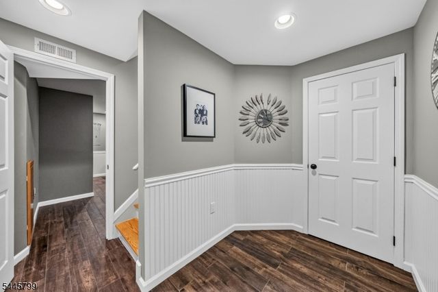 3 Cliff Rd, Wayne Twp., NJ 07470