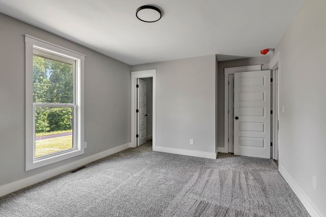 120 E Boiling Springs Rd, Portland, TN 37148