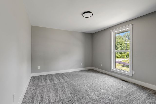 120 E Boiling Springs Rd, Portland, TN 37148