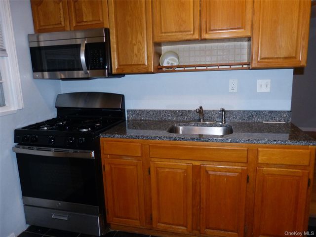 154 Buena Vista Road, New City, NY 10956