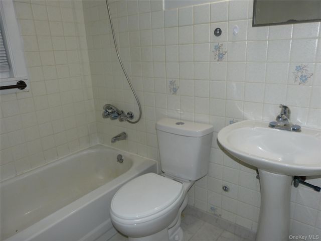 154 Buena Vista Road, New City, NY 10956