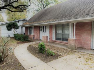 2007 Burbank ST, Austin, TX 78757