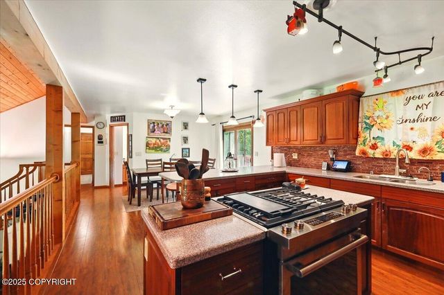 7965 S Settlers Bay Drive, Wasilla, AK 99623