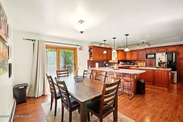 7965 S Settlers Bay Drive, Wasilla, AK 99623