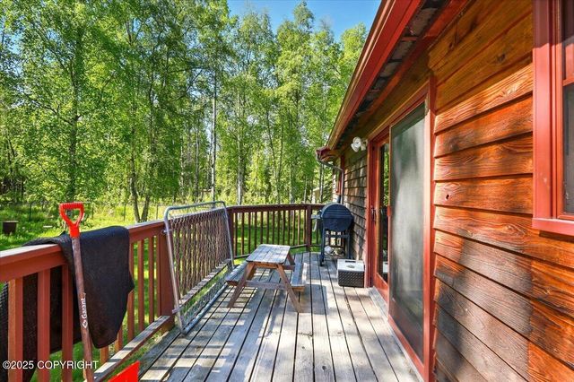 7965 S Settlers Bay Drive, Wasilla, AK 99623