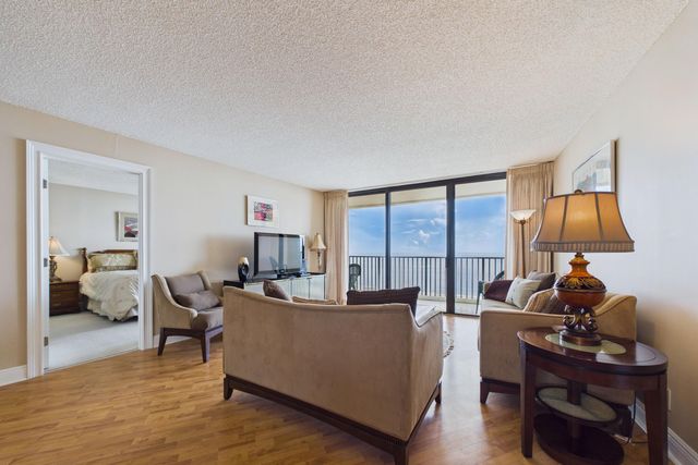 300 Ocean Trail Way 1407, Jupiter, FL 33477