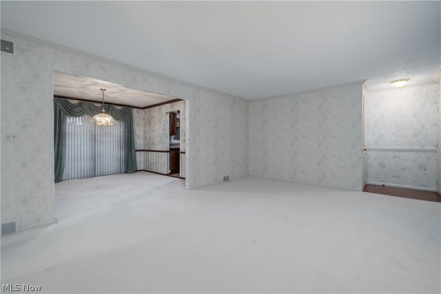 4720 Strouble Drive NW, Canton, OH 44718