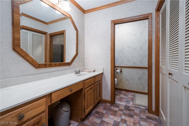 4720 Strouble Drive NW, Canton, OH 44718