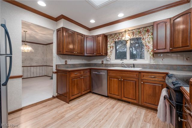 4720 Strouble Drive NW, Canton, OH 44718