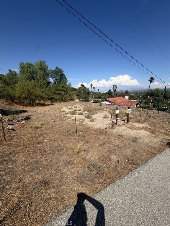 12115 Knoefler Drive, Riverside, CA 92505 — photo 2