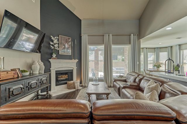 226 Hampton Glen Road, Montgomery, TX 77356