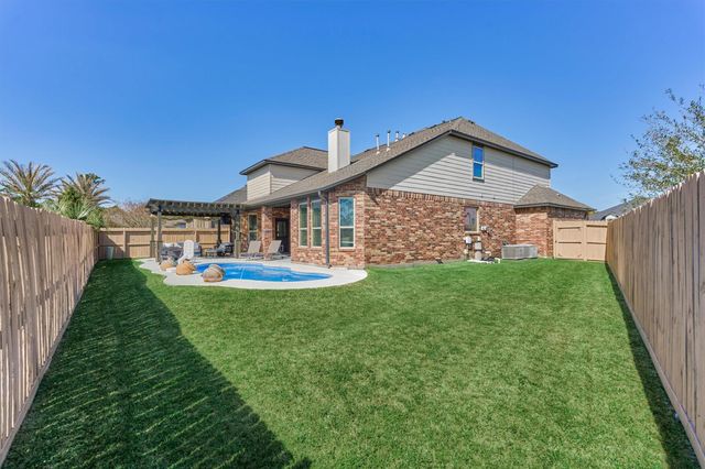 226 Hampton Glen Road, Montgomery, TX 77356