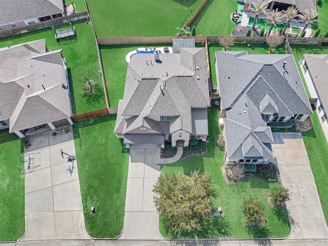 226 Hampton Glen Road, Montgomery, TX 77356