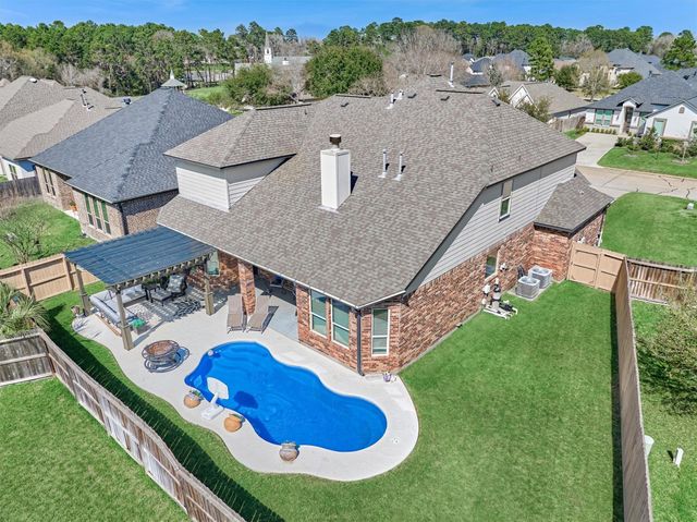 226 Hampton Glen Road, Montgomery, TX 77356