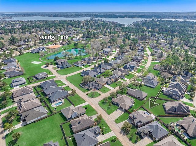 226 Hampton Glen Road, Montgomery, TX 77356