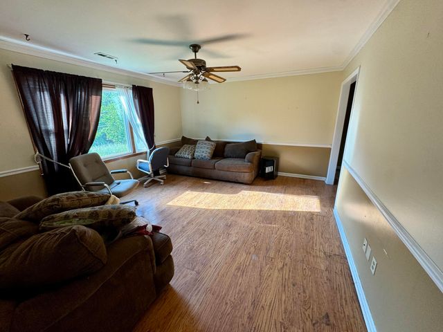 2171 Scaffold Cane Road, Berea, KY 40403