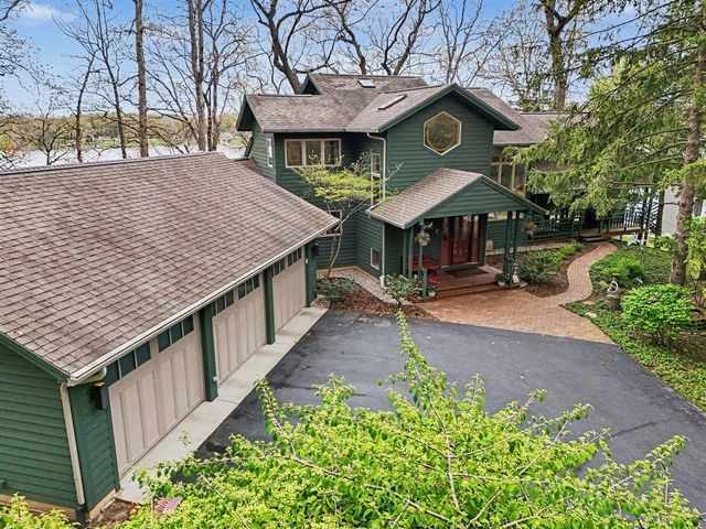 90888 Bluff Drive, Marcellus, MI 49067