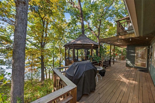 90888 Bluff Drive, Marcellus, MI 49067