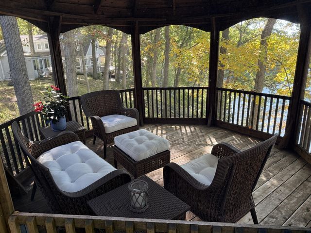 90888 Bluff Drive, Marcellus, MI 49067