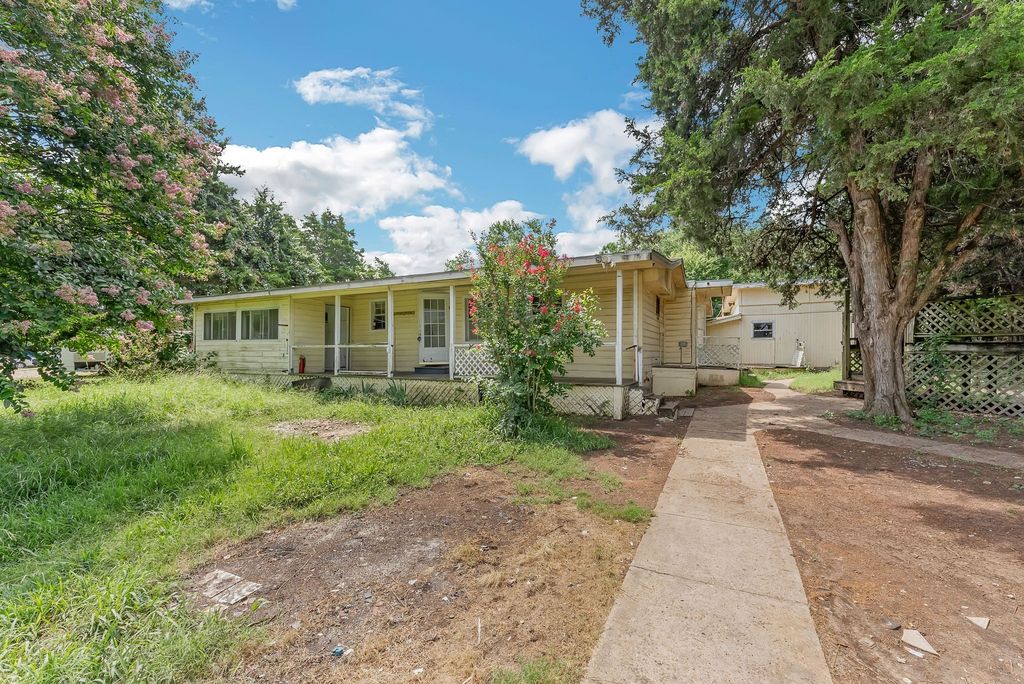 961 E Ovilla Road, Red Oak, TX 75154