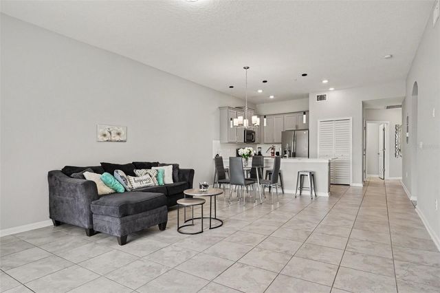 833 OCEAN COURSE AVENUE 833, Davenport, FL 33896