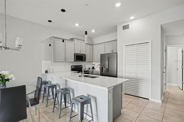 833 OCEAN COURSE AVENUE 833, Davenport, FL 33896
