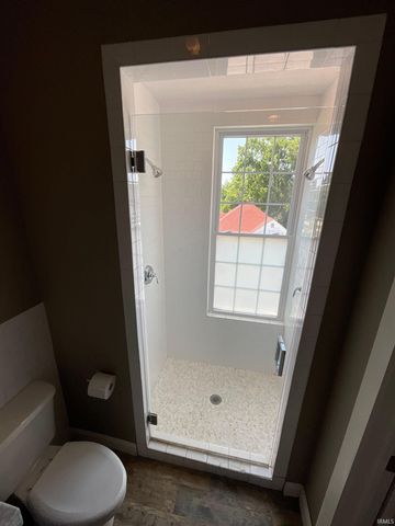 431 E 10Th Street, Bloomington, IN 47408