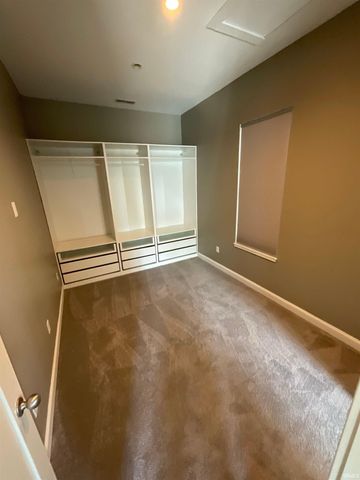 431 E 10Th Street, Bloomington, IN 47408