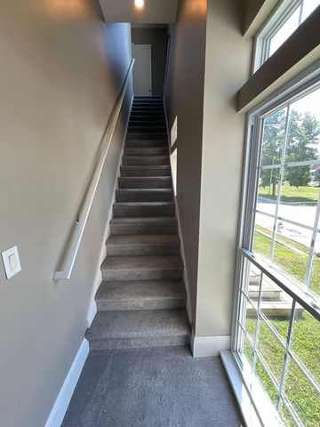 431 E 10Th Street, Bloomington, IN 47408