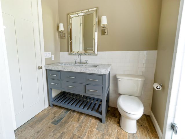 431 E 10Th Street, Bloomington, IN 47408