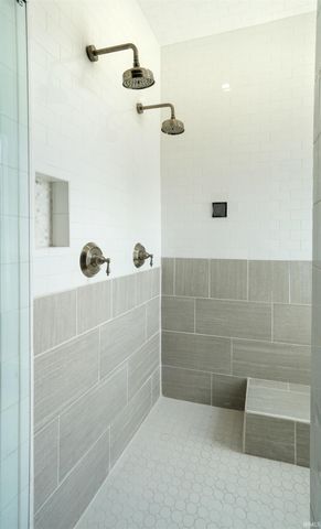 431 E 10Th Street, Bloomington, IN 47408