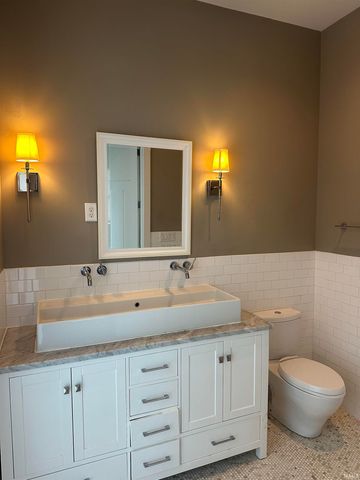 431 E 10Th Street, Bloomington, IN 47408