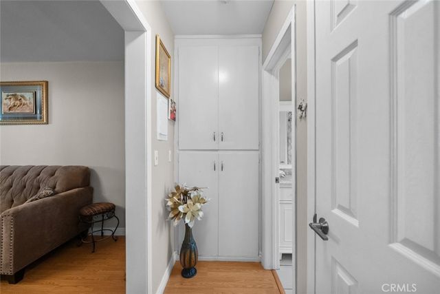 6661 Wilkinson Avenue, North Hollywood, CA 91606