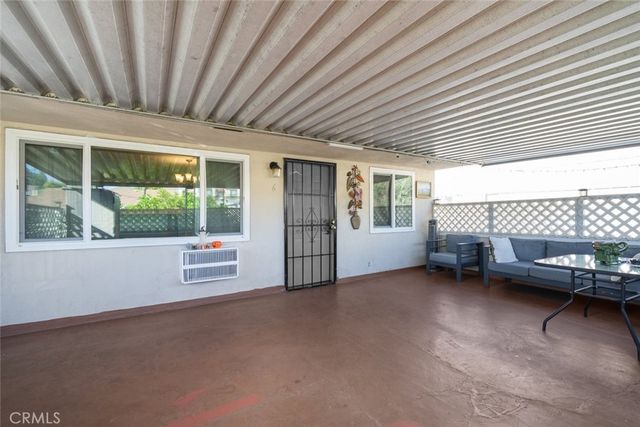 6661 Wilkinson Avenue, North Hollywood, CA 91606