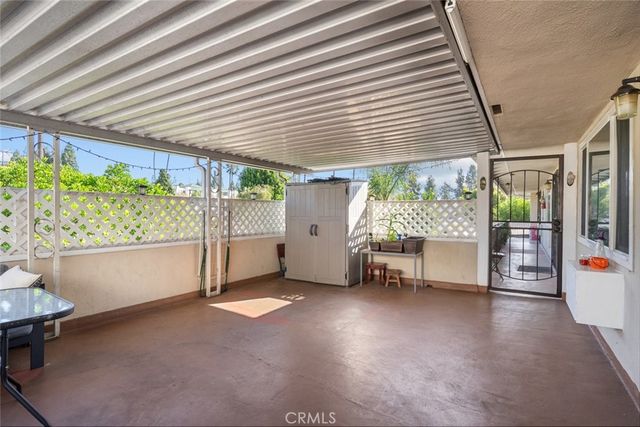 6661 Wilkinson Avenue, North Hollywood, CA 91606