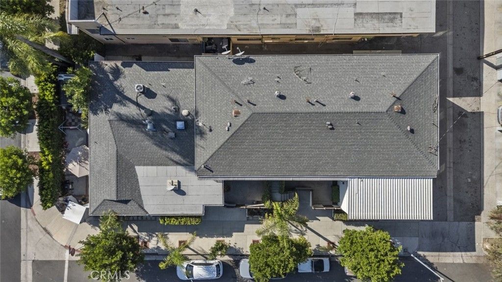 6661 Wilkinson Avenue, North Hollywood, CA 91606