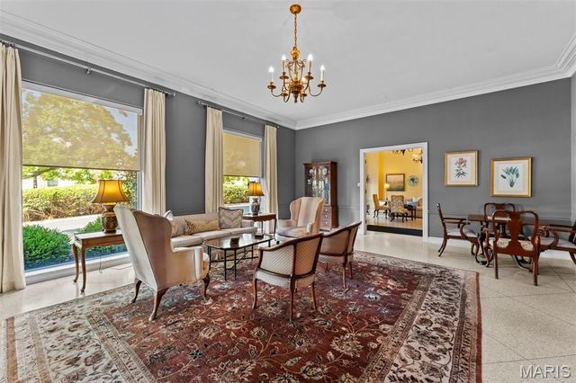 900 S Hanley Road 7E, Clayton, MO 63105